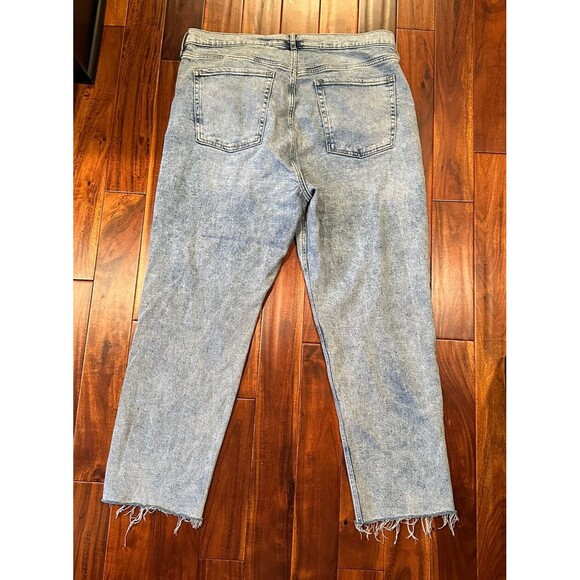 Old Navy Women’s Jeans 18 Acid Wash Extra Highrise Straight Denim Pants Nicky - Picture 2 of 12